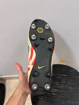 kopačky nike - 10