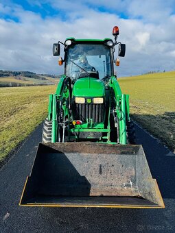 Komunální traktor JOHN DEERE 4720 - 10