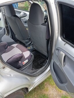 Peugeot 107 - 10