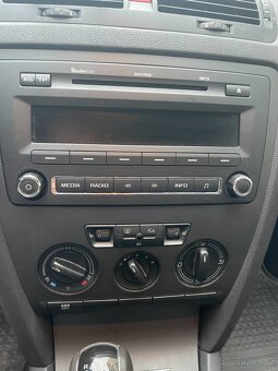 Škoda Octavia, 1.6 MPI najezd pouze 119700 KM - 10