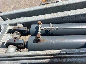 Prodám traktorový kontejnerový přívěs Cargo Hook 9,5T.TR - 10