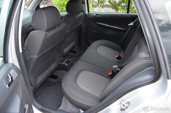 Škoda Fabia 1.4 16 V combi - 10