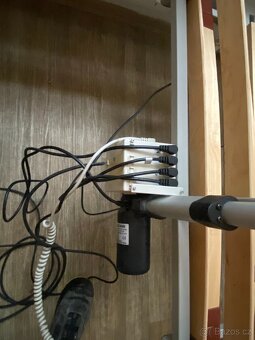 Elektrická polohovací postel - 10