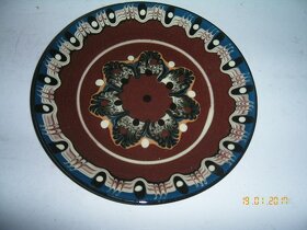 Ručně malované talířky k pověšení na zed. - 10