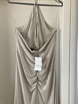 PLESOVÉ ŠATY S VÝSTŘIHEM A ŘASENÍM - nové - S a XL - 10