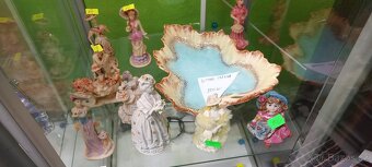 Sklo a porcelán - 10