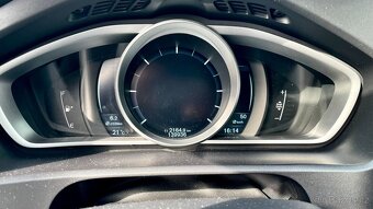 Volvo V40 R DESIGN D4 - 10