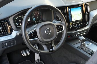 Volvo XC 60 2.0 T5, ČR, R-Design, Tažné zařízení - 10
