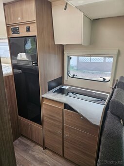 Nové Carado T338 S (Ducato 103kW), 5 míst - 10