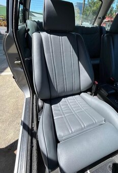 BMW E 30 325ix - 10