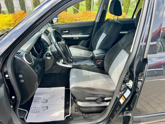 Suzuki Grand Vitara 1,9 DDiS 95kW Freestyle 4x4 - 10