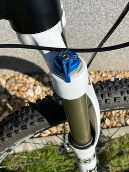 Celoodpružené kolo Polygon Colosus sx 3.0 - 10