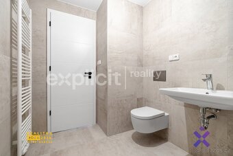 Prodej exkluzivního bytu 3+kk, 135 m² se třemi terasami - Re - 10