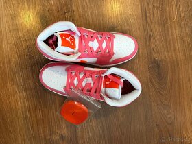 Boty NIKE AIR JORDAN 1MID(GS) velikosti 38.5 EUR - 10
