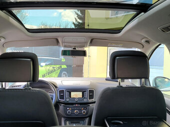 Seat Alhambra (2015) 2,0TDi 130kW DSG Style SERV.KNIHA - 10