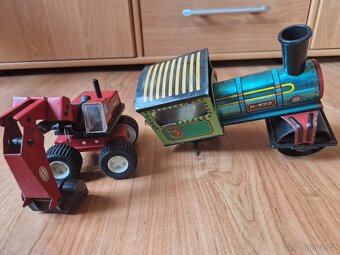 Plechové traktory na klíček KDN s valníky,sanita 1203 KDN - 10