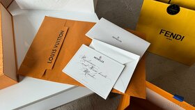 Louis Vuitton, Gucci, Fendi, Moncler, Boss - tašky krabice - 10