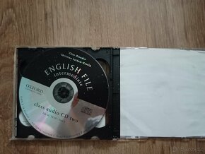 Prodam ucebnice anglictina 9 kusu plus 2 CD a 2 slovníky - 10