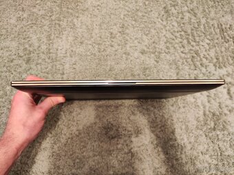 [2v1 15.6"/4K] HP Spectre x360 CZ klávesnice - 10