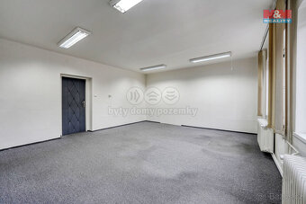 Pronájem kancelářského prostoru, 1096 m², Rokycany - 10