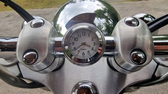 YAMAHA DRAGSTAR XVS 1100 Classic - 10