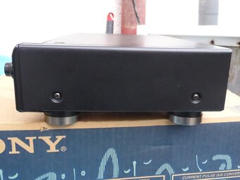 SONY MDS-JE700 miniDisc velmi zachovalý včetně DO - 10