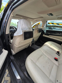 BMW F02 750Li díly - 10