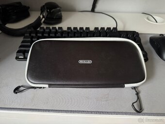 Nintendo Switch OLED - 10