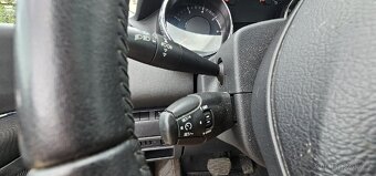 Peugeot 5008 1.6Turbo Automat, 1. majitel bez koroze - 10