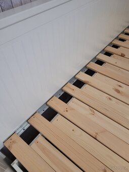 Rozkládací postel HEMNES s matrací AKREHAMN zn. IKEA - 10