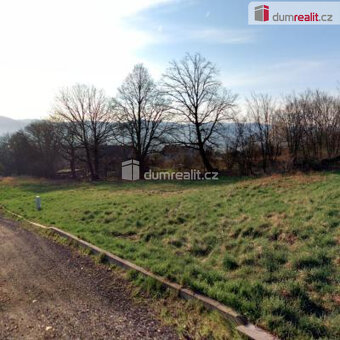 Prodej pozemku určeného k výstavbě RD včetně podílu na příje - 10