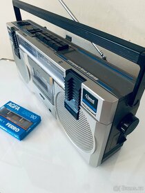 Radiomagnetofon Philips D8118, rok 1984 - 10