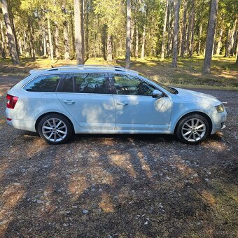 Škoda Octavia combi 2.0 TDI 110kw - 10