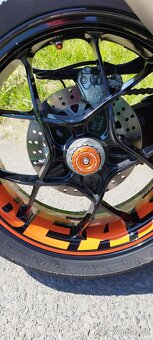 KTM 1290 Super Duke R - 10