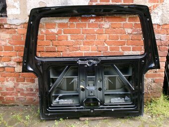 VW T6, T6.1 - zadní dveře ,světla , nárazník - 10