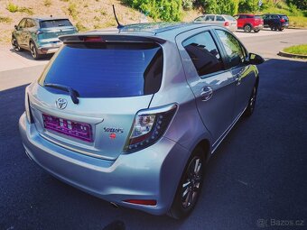 Toyota Yaris, 1.3 i JEN 99000 KM - 10