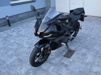 Yamaha YZF-R 125 rv.2025 - 10