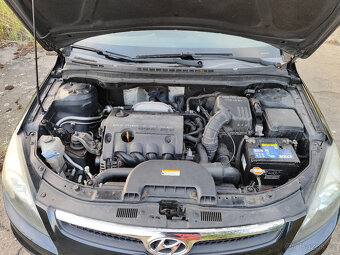 Hyundai i30 1.4 80kw NOVÉ ROZVODY - 10
