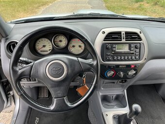 Toyota Rav4 2.0D-4D 4WD - 2003 - 154000km - nové ME+TK - 10
