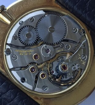 Zlaté pánské náramkové hodinky IWC Schaffhausen 18K - 10