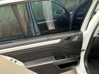 Škoda Superb II facelift 2.0 TDI manuál-splátky bez registru - 10