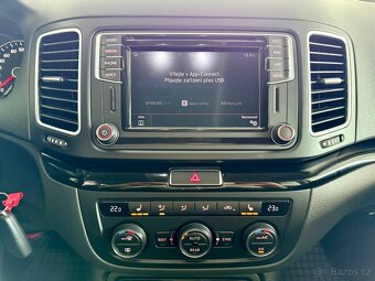 Volkswagen SHARAN 2.0 TDi LED NAVI KAMERA TAŽNÉ 2020 - 10