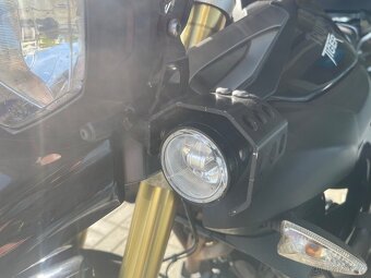 TRIUMPH TIGER 800 2012 - 10