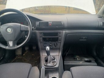 Škoda Superb 1 2.0 i 8k kw r.2003 - 10
