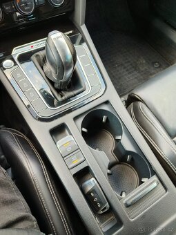Volkswagen Passat Bi TDI 176KW - 10