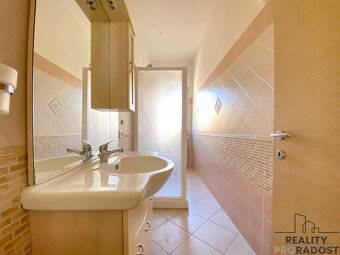 Prodej bytu 2+kk 77 m², Via Lazio, Montesilvano, Itálie - 10