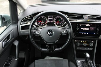 Volkswagen Touran2,0TDI HIGHLINE,DSG,PANORAMA,2021 - 10