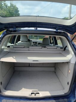 Mercedes-Benz B - 10