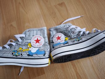 Converse THE SIMPSONS v.39 ,24,5cm - 10