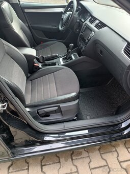 Škoda Octavia combi 3 2,0tdi - 10